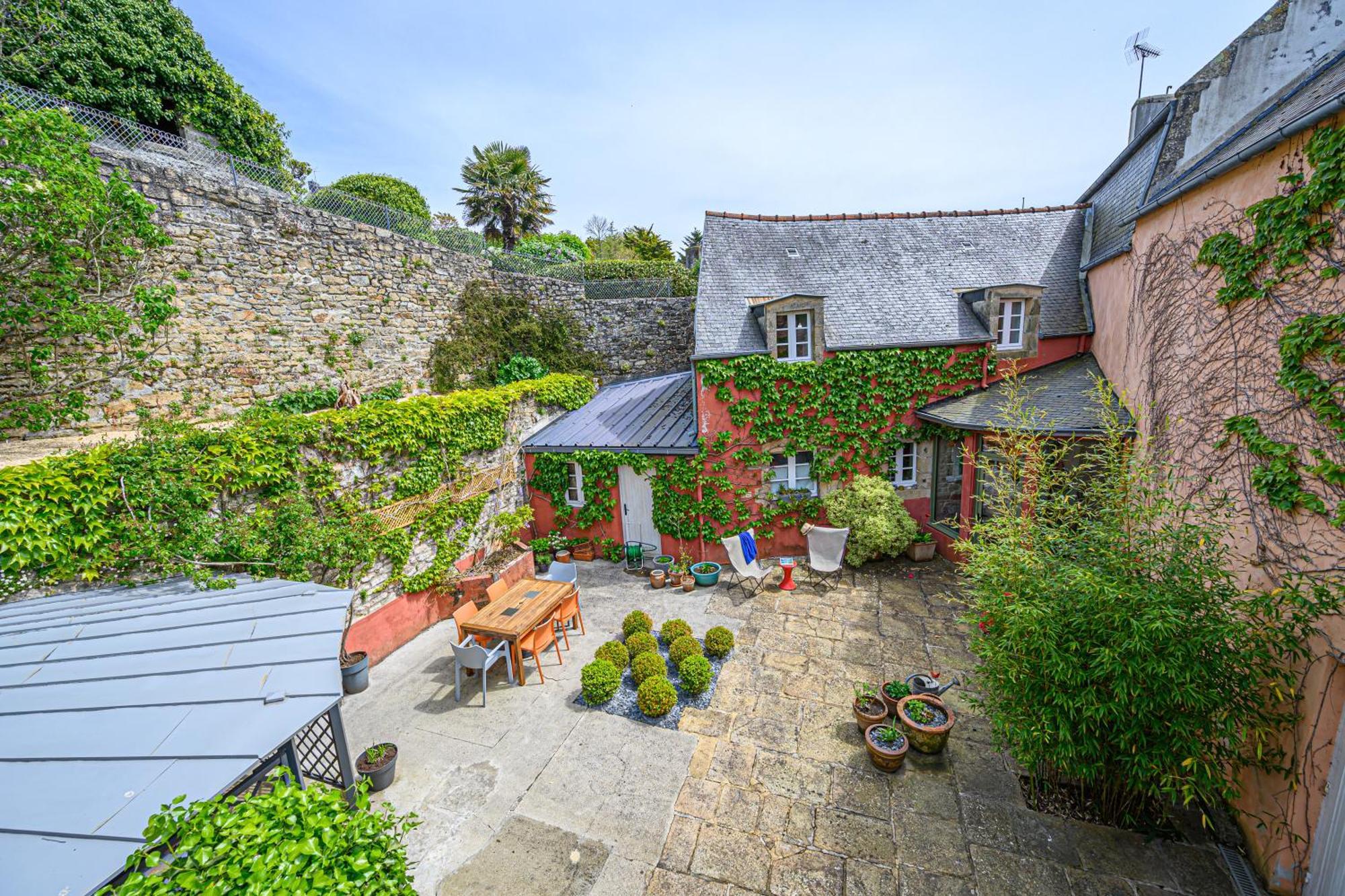 Le 29 D'A Cote Bed and Breakfast Pont-Croix Exteriör bild